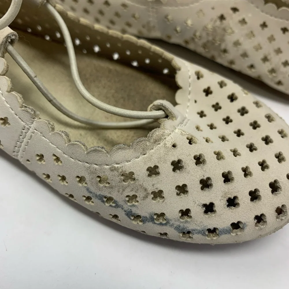 Gap perforated gladiator‎ flat sandal size 9